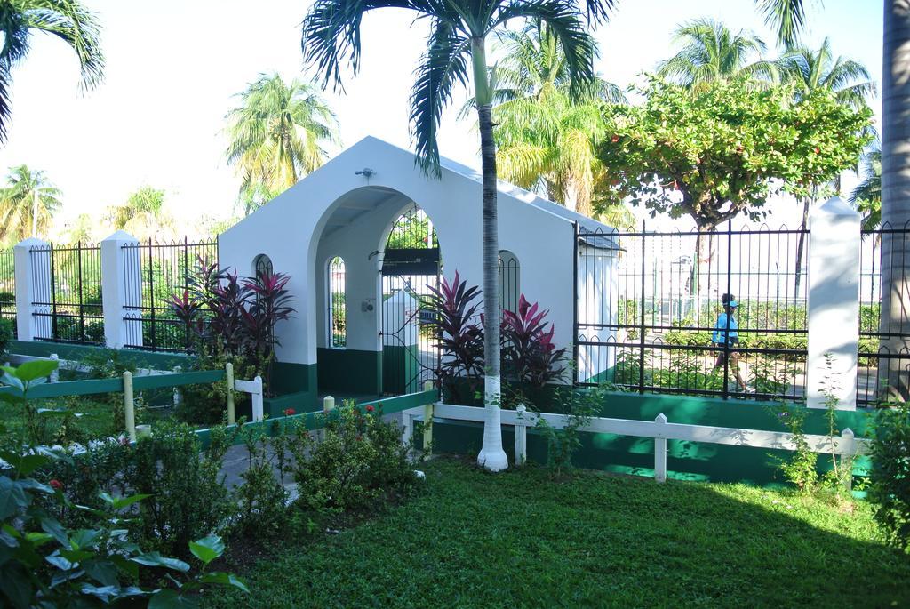 Beach One Bedroom Suite 13 Ocho Rios Zewnętrze zdjęcie